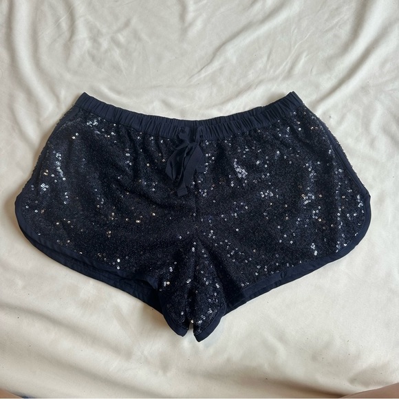 Victoria Secret pj shorts - Picture 1 of 3